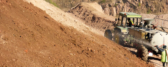 Végétaliser les talus